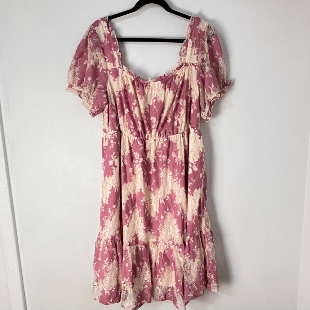 Torrid 1 Pink Cream Abstract Lace Mini Dress Babydoll Tiered Cottagecore Casual - Picture 1 of 14